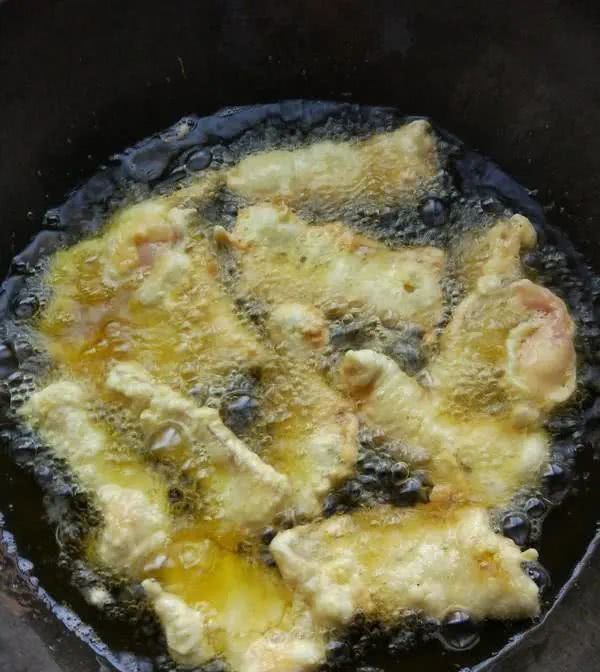 爸爸做|做了二十多年酥肉的父亲,教我怎样做酥肉,才能保证香脆可口