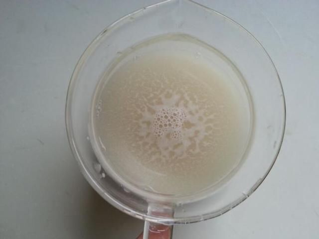  馒头|蒸馒头的小秘诀，别只放酵母，放1种调味品，5分发满盆更香软