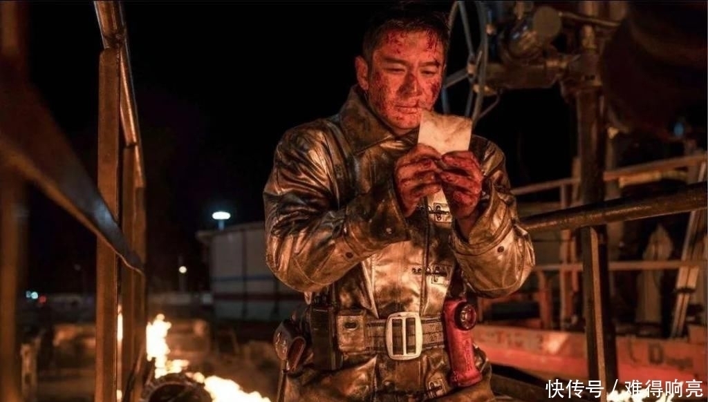 赵丽颖|黄晓明今年上《中餐厅》大变样,为赵丽颖解围,情商快赶上黄渤了