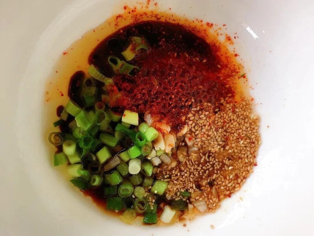 汤面|10分钟酸汤面，饿了随时来一碗