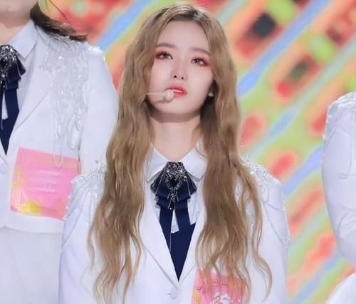 张艺凡|徐艺洋落选眼神太虐,创2又遭黑箱操作?黄子韬表情失控说明一切