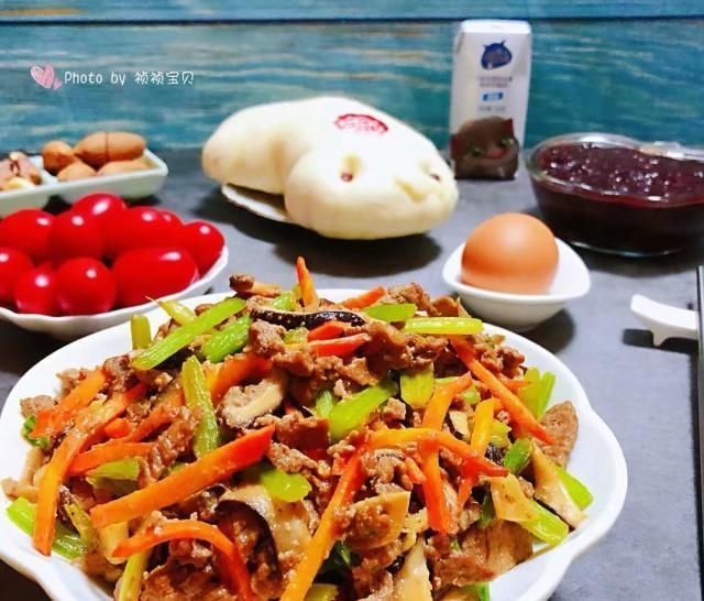  喜欢|时蔬炒牛肉，营养丰富，味道鲜美，家人都喜欢