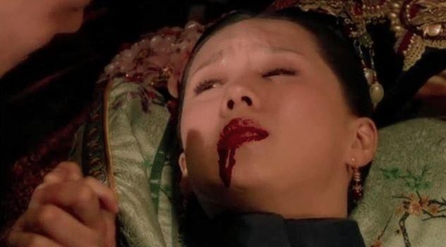  发后|甄嬛传：孟静娴毒发后，甄嬛的碗里为何只剩半碗汤羹？