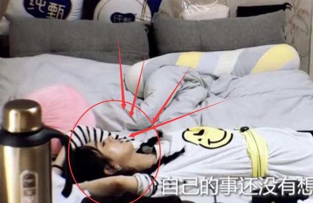 不行|赵丽颖到《中餐厅》第1天就累到不行,下班后妆容全无,素颜太真实