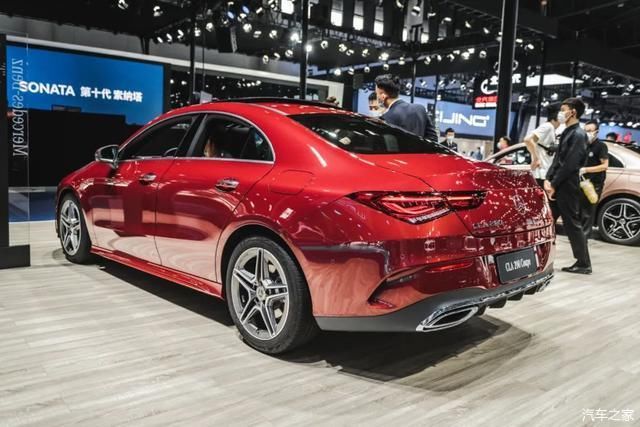  坦克|宝马4系看完只能说真香！WEY竟然发布了一台坦克？2020成都车展！