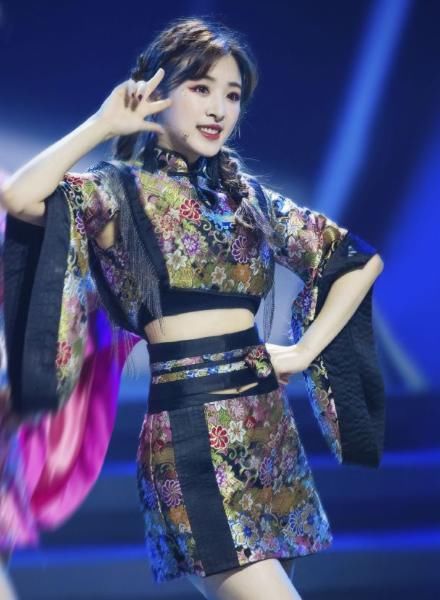  组惹|《姐姐》张含韵没有选择孟佳组惹争议，结果被淘汰的孟佳直播爆料，都是假的