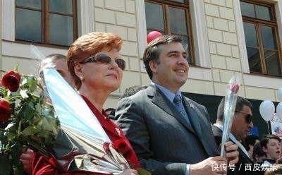 差一点|她在国外生活了55年,回国就当选总统,还差一点成联合国秘书长