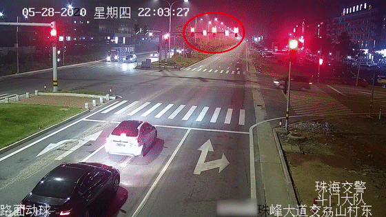 夫妇|珠海夫妇深夜去买药被撞飞,两人重伤丈夫身负6项严重违法!