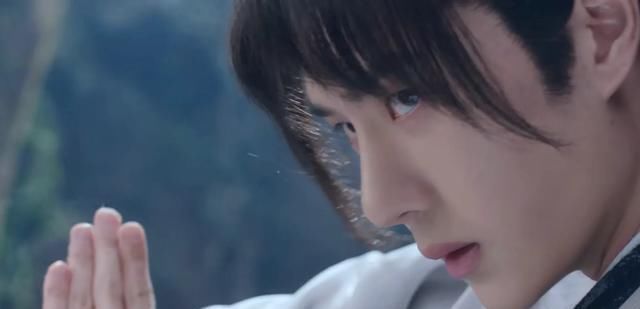  王一博|汪涵问赵丽颖，拍戏的时候王一博请你吃过饭吗？丽颖：他在减肥