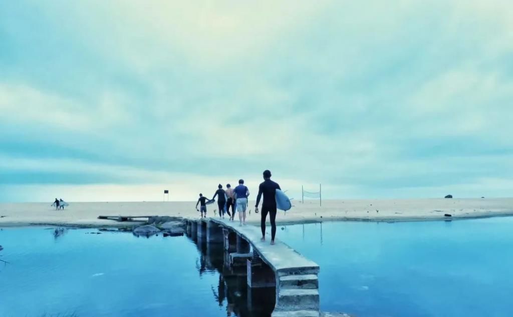  博野|解锁王一博野人造型，GET韩东君同款美黑：冲浪到底对他们做了些什么？