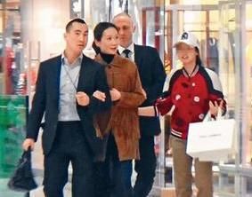  婚变|同为赌王儿子，三房突然婚变、四房绯闻缠身，二房忠贞不二惹人羡