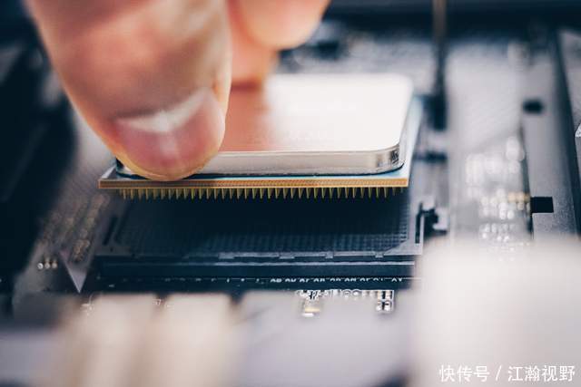 中芯国际二季度净利大降21.7%？芯片巨头这是怎么了？