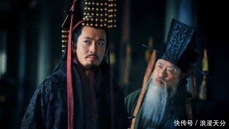 做出|关羽一生做出三大错误决策, 放跑了一人, 斩杀了一人, 小看了一人