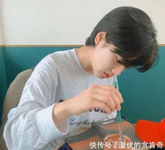 发型|下半年的短发,就从这里挑吧!