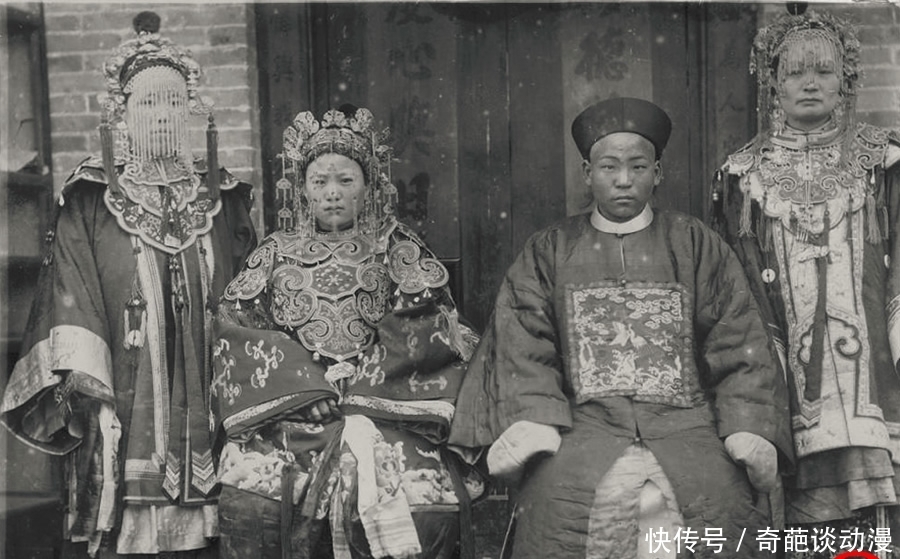 湖广总督|晚清老照片：两位总督大人出镜，张之洞穿便装不失威严