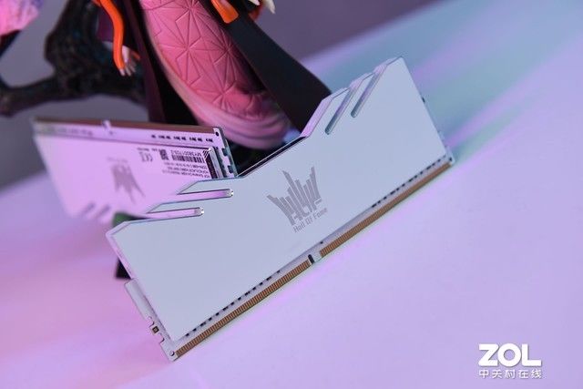 EXTREME|影驰HOF EXTREME 4266内存评测：超频至4700MHz