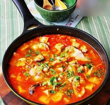  食谱|精选食谱：酒酿猪蹄，番茄黑鱼豆腐汤，DIY豉香虎皮蛋的做法