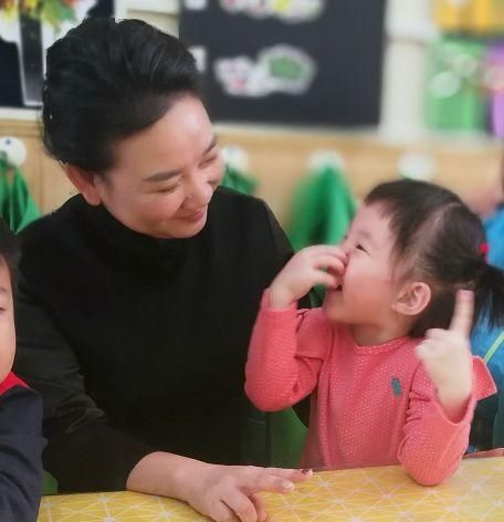  张默|女孩高考失利，与家人发生矛盾后跳楼，消防员拼死相救