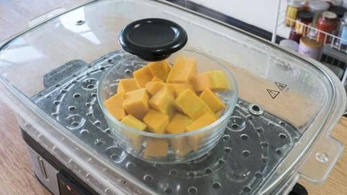 晚饭|晚饭3菜1汤，依然是家常的食材简单的做法，一家人吃得特别满足