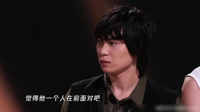 成于|《明日之子》水果成于主唱；银河败于主唱；廖俊涛的声音躁不起来