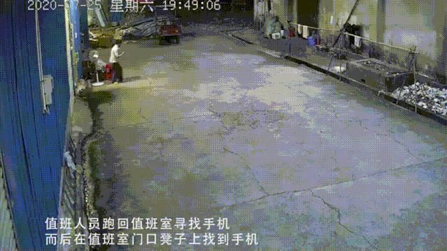  起火|起火后他拨打了三个电话，居然没有一个是119