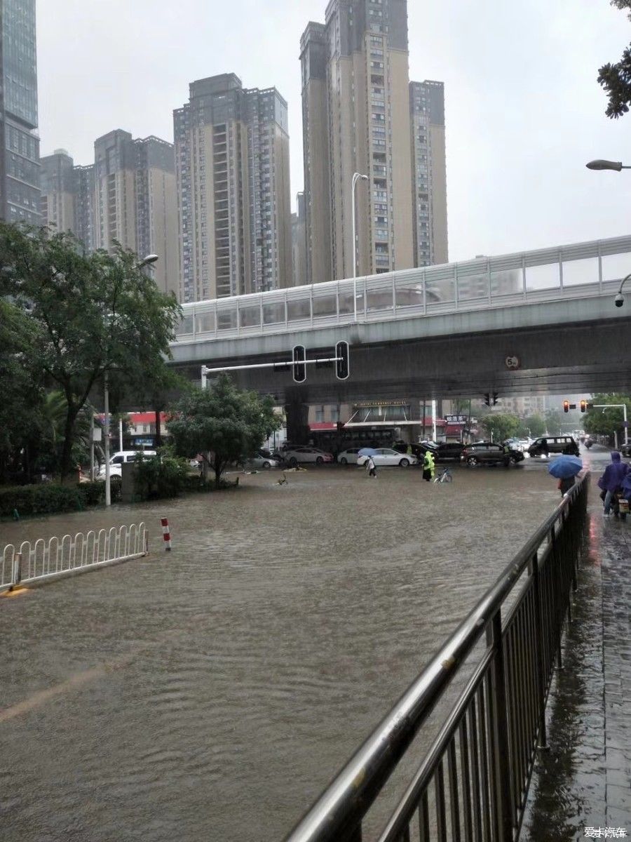  历史|明天凌晨武汉经过历史第三的洪峰