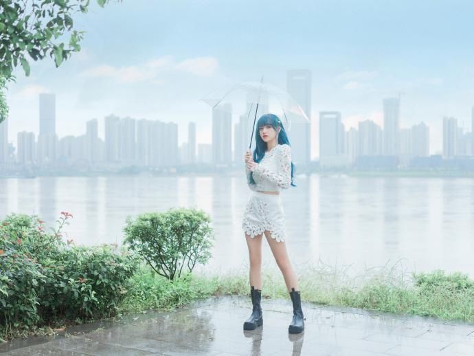 搭配|夏日马丁靴，甜酷girl街头凹造型，和时髦精的距离就差它了