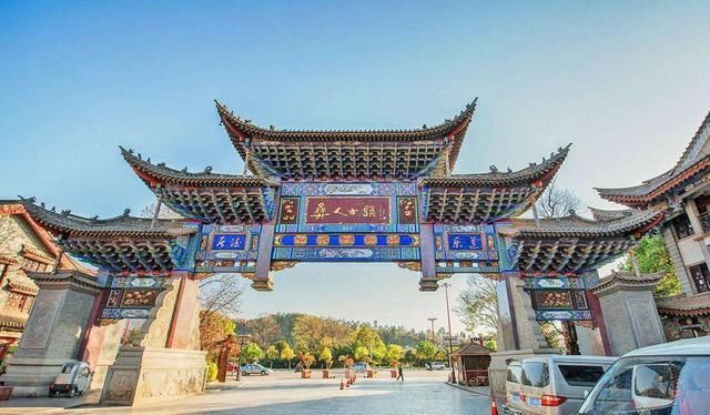  熊猫|中国顶级旅游路线有高铁了！看完熊猫再环洱海，一辆车就能解决