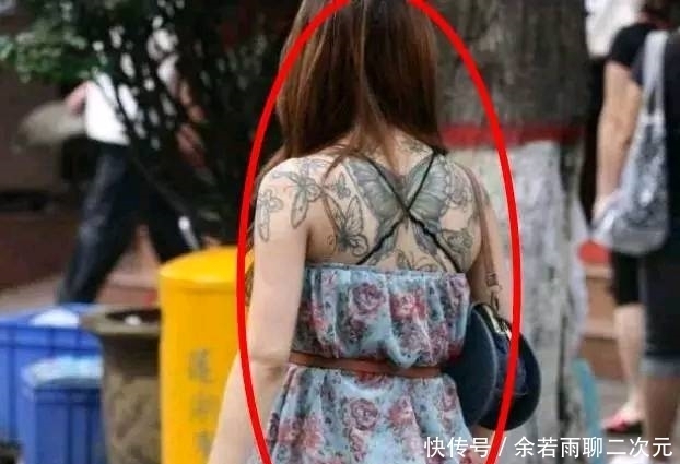 上衣|妹子,出门穿件上衣吧,遮挡一下,要不淑女形象全完了
