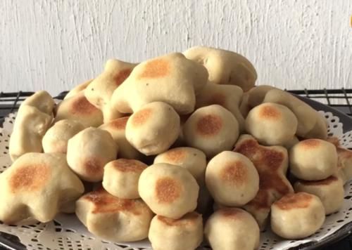  简单|香蕉的美味新吃法，甜香软嫩，简单营养，孩子爱吃的居家辅食