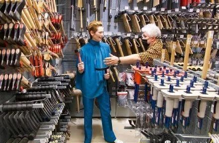 登场|阿莫多瓦新作旧作齐登场