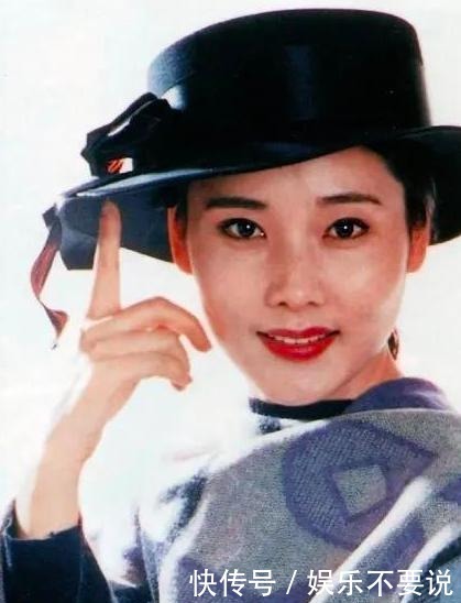 父亲|何赛飞和妹妹十年“夫妻”,与初恋裸婚恩爱32年,今成大赢家