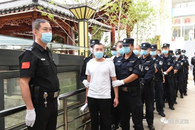 领导|陆良法院公开开庭审理贺某等41人涉嫌犯组织、领导传销活动、非法拘禁、抢劫案