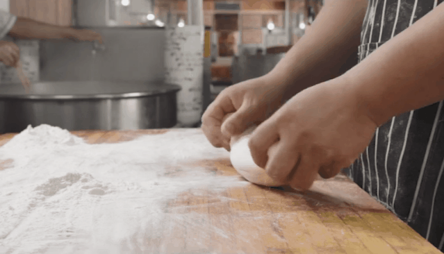  辣子|锅巴配辣子，羊肉拌凉面，不说了开吃吧