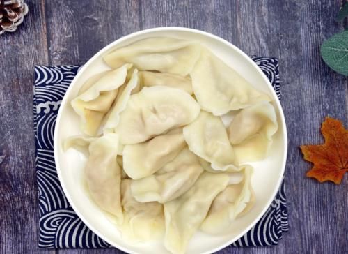 少许|立秋后,最适合用这菜包饺子,比韭菜都要香,吃上就会爱上它