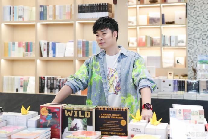 宣传|不演戏了，没啥综艺，每天宣传火锅店，陈赫是不是要退圈了？