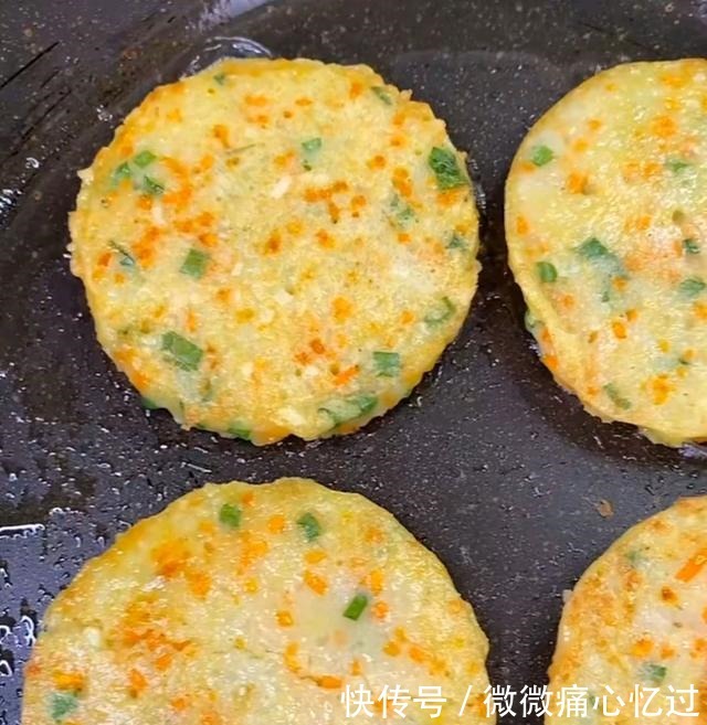 好吃|最简单的早餐蔬菜饼,手不沾面,营养好吃,几分钟就搞定