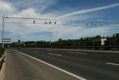  高速公路|沈海高速摄像头终于“失业”，曾一年罚款2500万，车主叫苦不迭