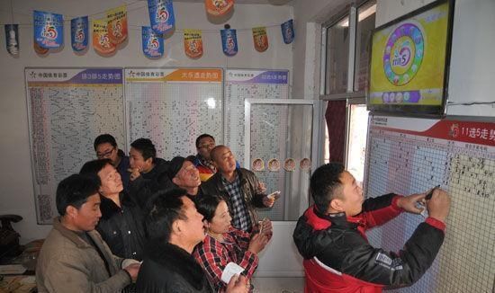 黑幕|“一夜暴富”中大奖,背后有“黑幕”?网友:未卜先知就“下注”