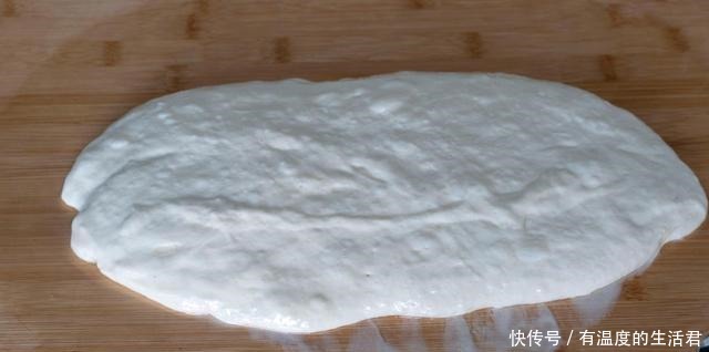 鸡蛋|快手早餐做法,又香又软吃不够,我家隔三差五做一次,天天不起早