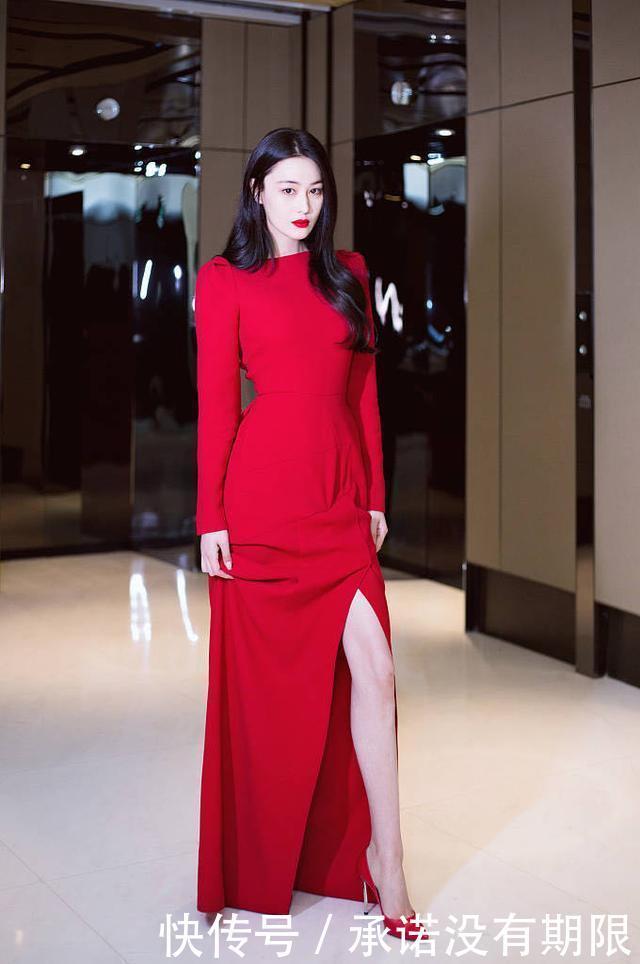 晚礼服|张馨予的长发自带古典气质，一袭长裙亮相，比短发更撩人