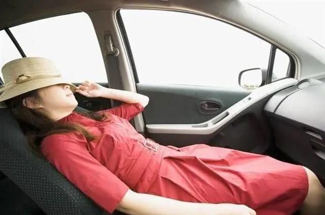  也许|开车犯困该怎么办？这11招也许能救人