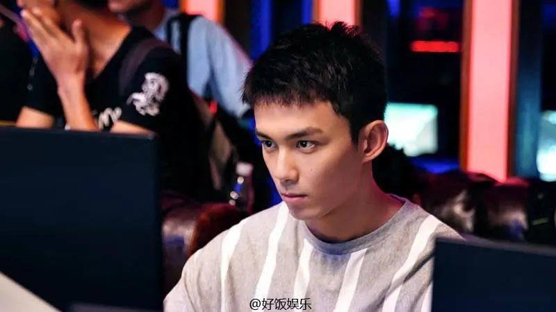 火线|豆瓣7.9,近八成好评,流量鹿晗能凭一部《穿越火线》逆风翻盘?