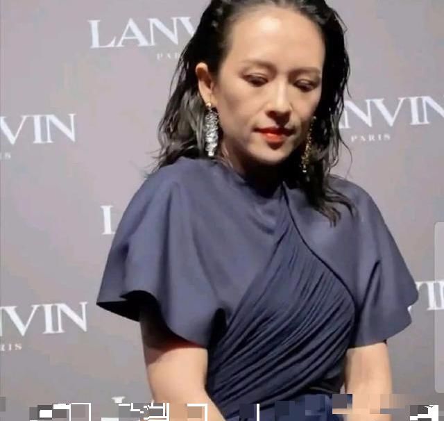 骨相美|章子怡垮脸有感：生孩子没关系，生二胎就需要慎重了