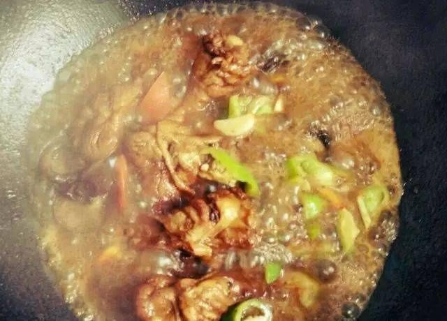  香菇|鸡腿烧香菇还可以这样做，你身边的小伙伴们有口福啦