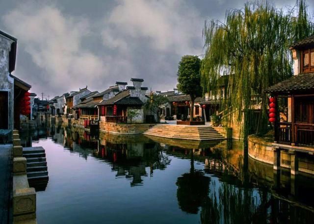  撤离|又一座古镇将变成“空城”，商家纷纷撤离，游客：或许是件好事