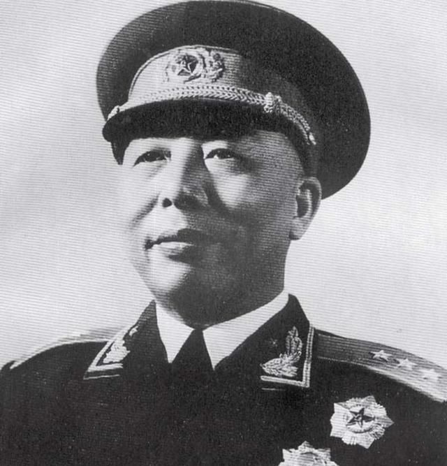 审讯|他被俘后准备英勇就义，审讯人员知其真实身份后，向他敬了军礼