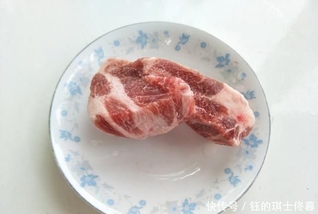 特香|黄瓜和它一搭配,营养翻倍,鲜香味美,简单一做特香