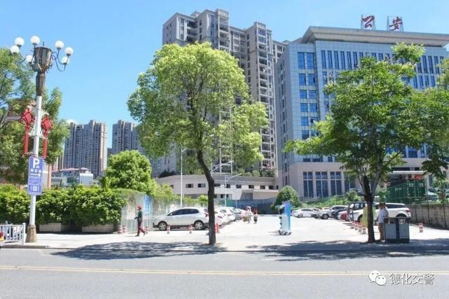 路口|德化城区这14个重点路口：即日起，严查重罚！