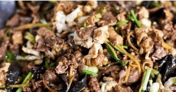 炒牛杂|六十年老店每天只卖四个菜, 店内却天天坐无虚席